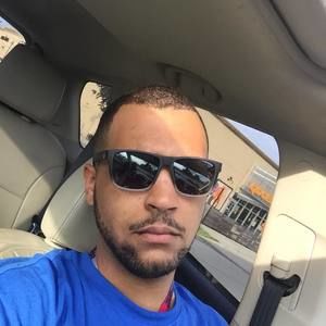 Meet your Posher, Deandre